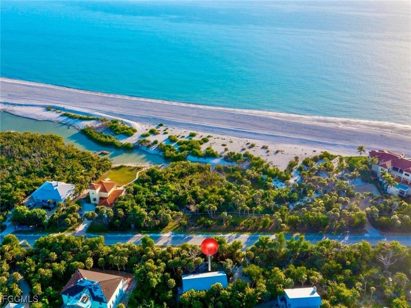 This is easy island living done right! Located on the West End - Beach Home for sale in Sanibel, Florida on Beachhouse.com