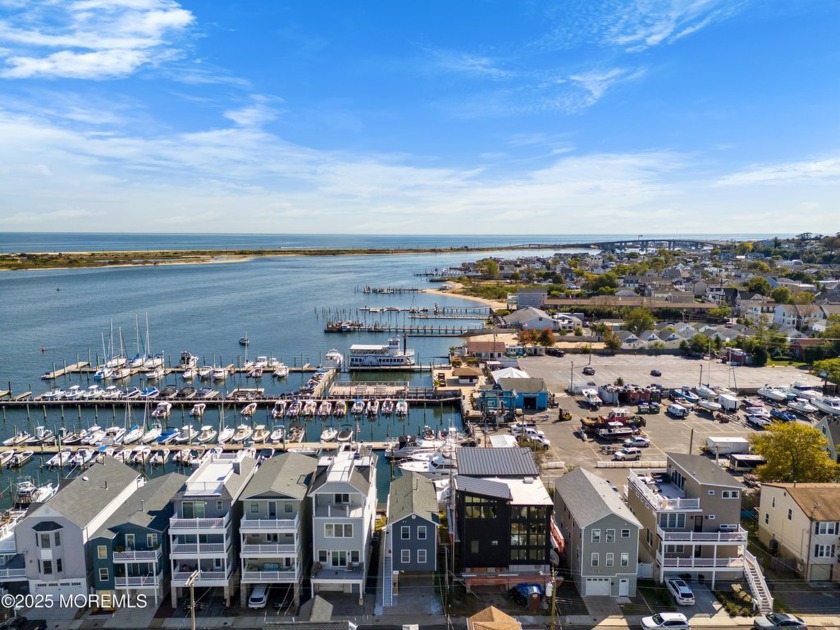 WATERFRONT beauty ready for its next owner. Take in the sweeping - Beach Home for sale in Highlands, New Jersey on Beachhouse.com