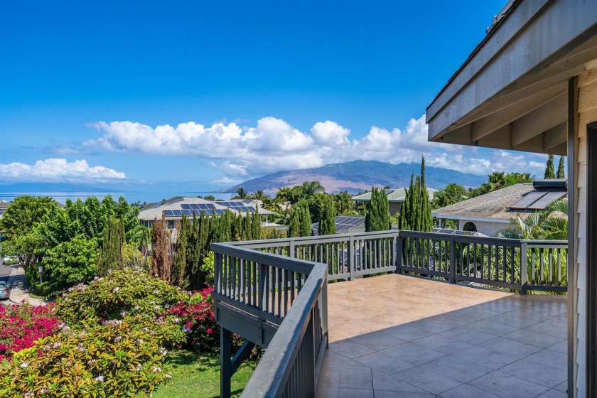 They say location is everything in Real Estate. 2401 Puu Mala Pl - Beach Home for sale in Kihei, Hawaii on Beachhouse.com
