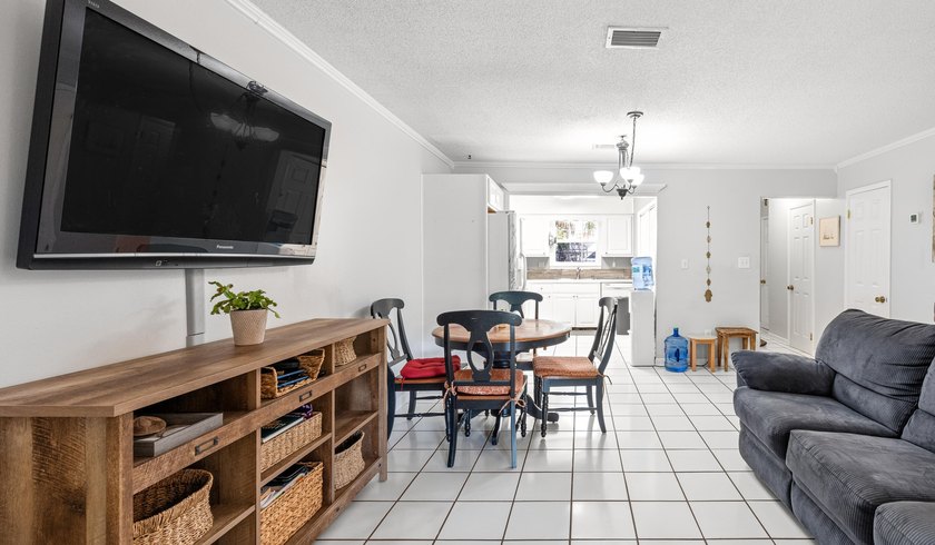 Centrally located 3 bedroom townhome in Fort Walton Beach. that - Beach Townhome/Townhouse for sale in Fort Walton Beach, Florida on Beachhouse.com