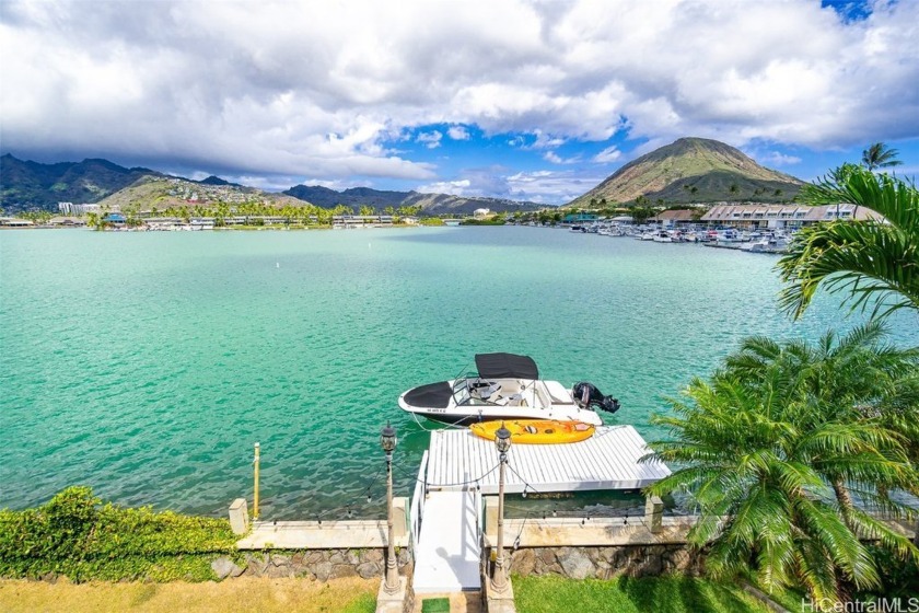 Welcome home to island living at its finest! Astonishing marina - Beach Home for sale in Honolulu, Hawaii on Beachhouse.com