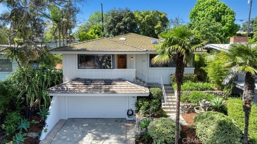 Located in the highly desirable Hollywood Riviera neighborhood - Beach Home for sale in Redondo Beach, California on Beachhouse.com