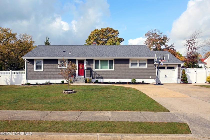 Presenting this totally renovated Ranch  with above ground pool - Beach Home for sale in Leonardo, New Jersey on Beachhouse.com