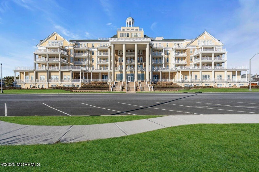 Perfect timing for a new opportunity at the Essex & Sussex to - Beach Condo for sale in Spring Lake, New Jersey on Beachhouse.com