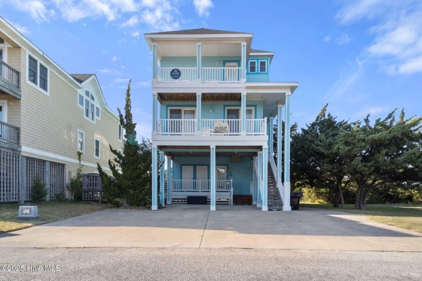 Meticulously Maintained Lakeside Retreat in the Heart of Avon - Beach Home for sale in Avon, North Carolina on Beachhouse.com
