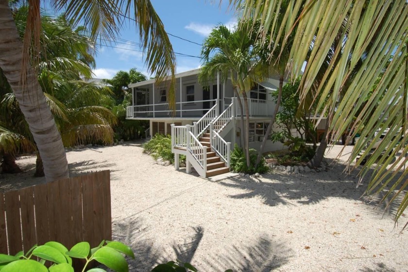 First time on the market in 34+ years! Income producing long - Beach Commercial for sale in Ramrod Key, Florida on Beachhouse.com