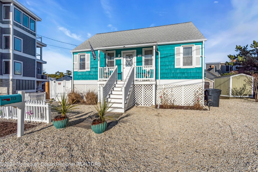 This fully furnished oceanblock Cape Cod style home is on leased - Beach Home for sale in Mantoloking, New Jersey on Beachhouse.com