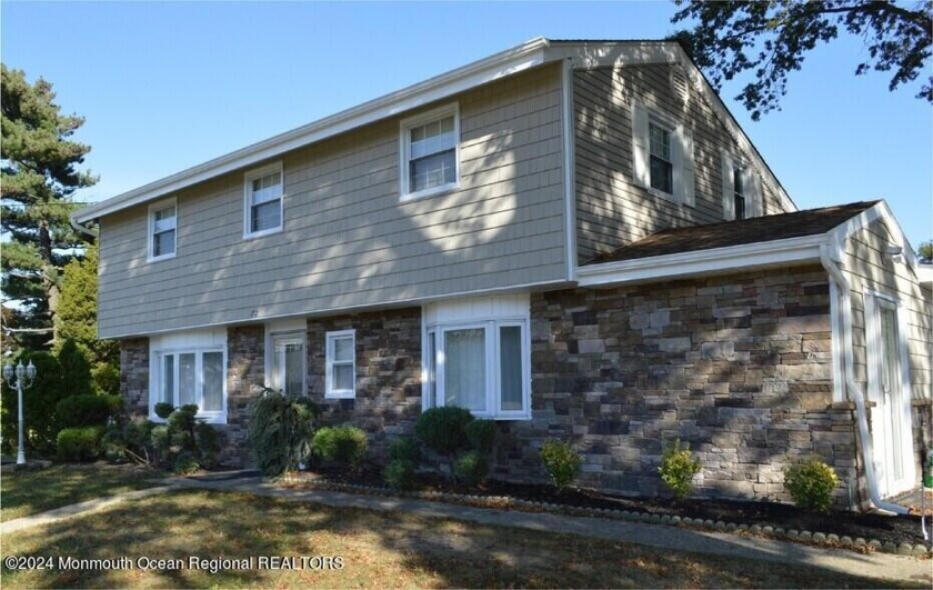 One of a kind renovated 4 bedroom home with brand new in ground - Beach Home for sale in Oakhurst, New Jersey on Beachhouse.com