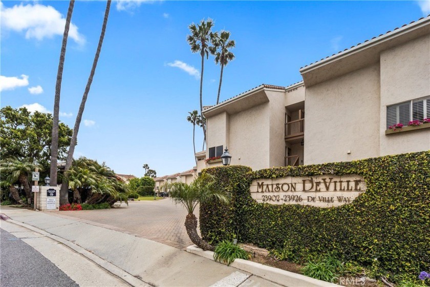 You'll love this beautiful, resort-style Malibu condominium - Beach Condo for sale in Malibu, California on Beachhouse.com