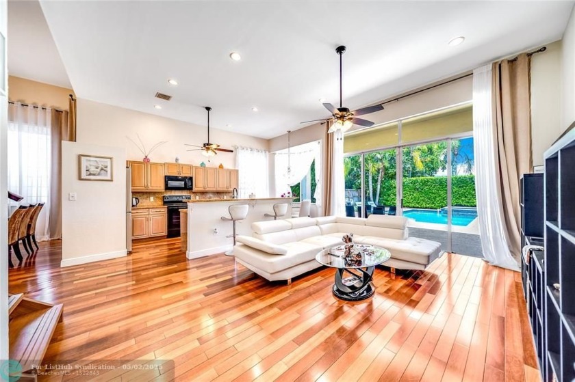 NON FLOOD STREET! One of the best locations in Hollywood. 5min - Beach Home for sale in Hollywood, Florida on Beachhouse.com