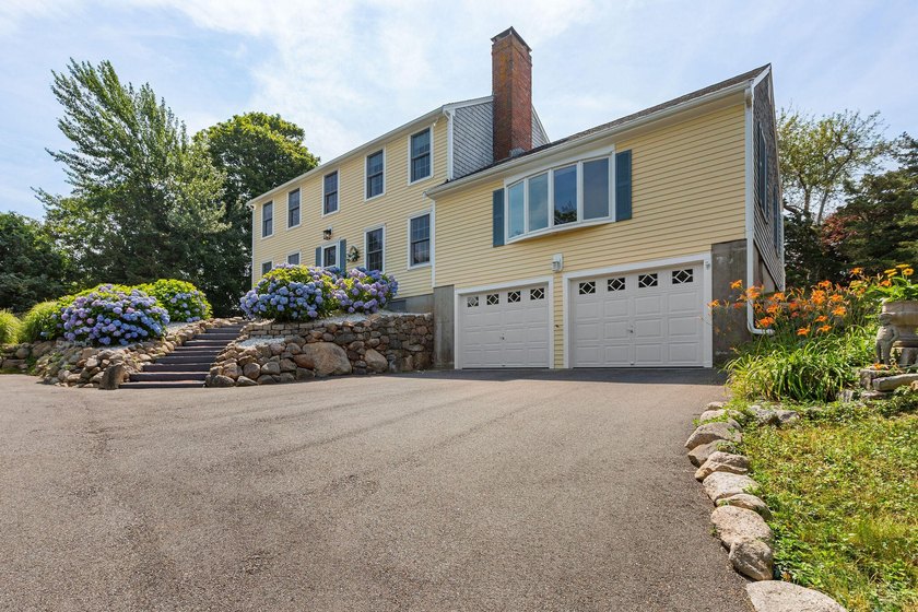 Bright, spacious & well-maintained Colonial with peaks of Cape - Beach Home for sale in South Dennis, Massachusetts on Beachhouse.com