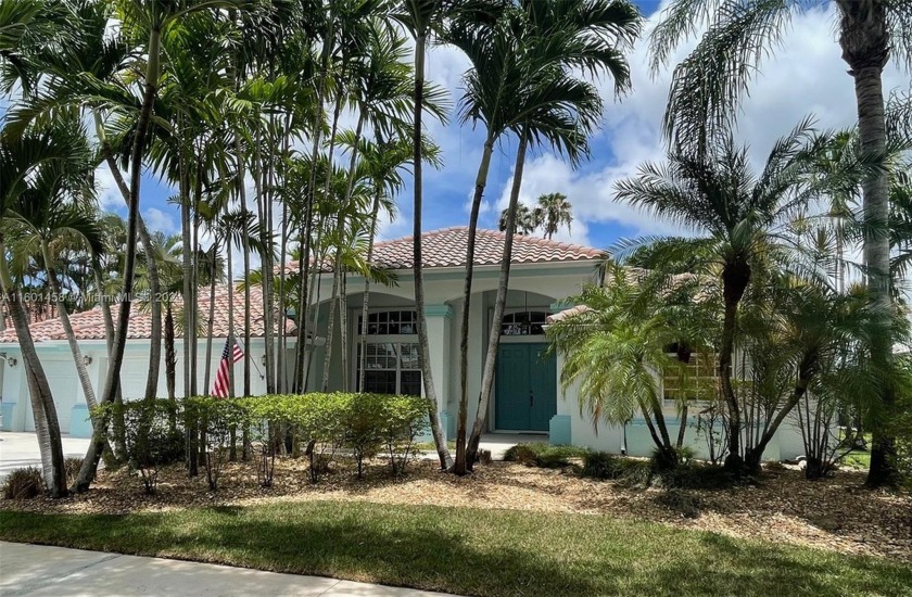 Beautiful views from this 4 BR/ 3 BA pool home located on the - Beach Home for sale in Homestead, Florida on Beachhouse.com