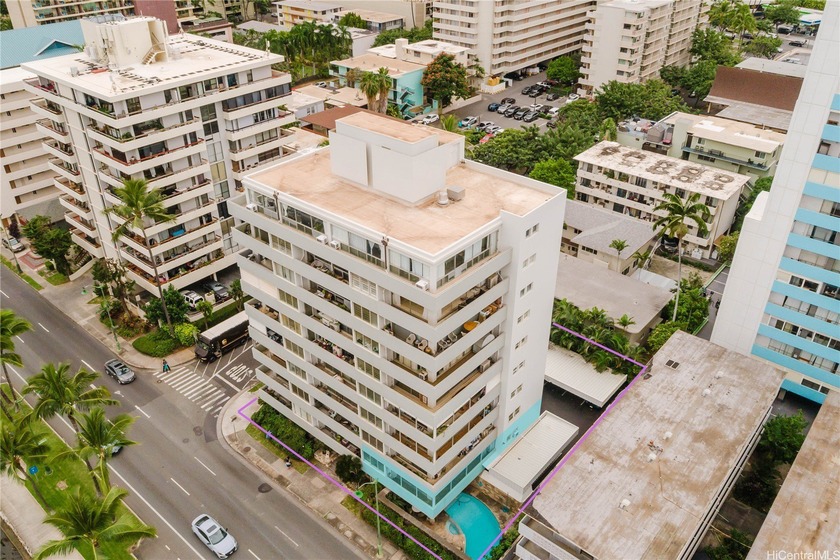 FIRST OPEN HOUSE on SATURDAY, Feb 7th from 2-5pm. Move-in-ready - Beach Condo for sale in Honolulu, Hawaii on Beachhouse.com