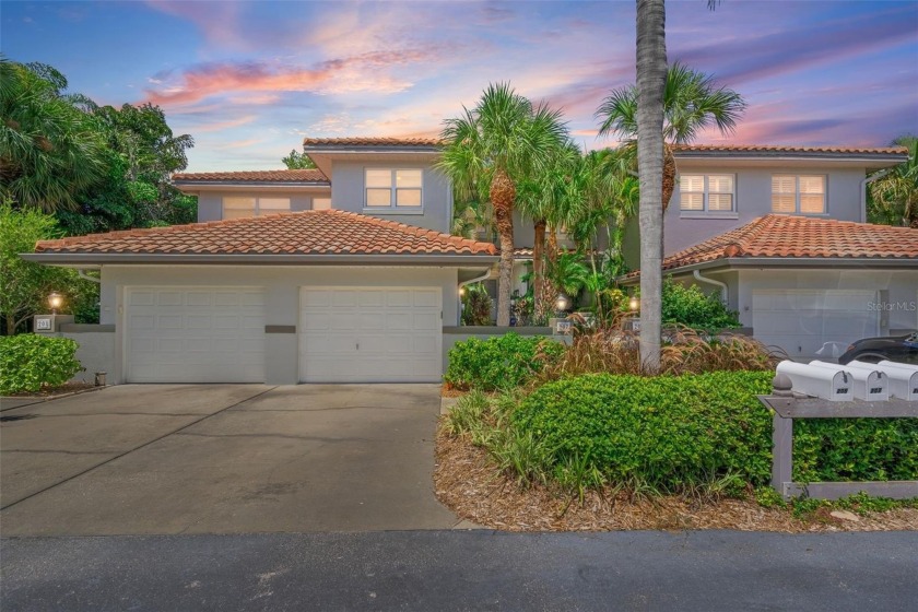 This gorgeous unit is back on the market! Buyer backed out for - Beach Townhome/Townhouse for sale in Tierra Verde, Florida on Beachhouse.com