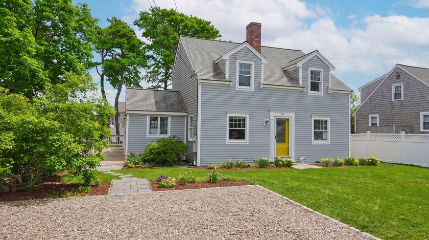 Charming 4-Bedroom Cottage in Dennis Port near beaches Nestled - Beach Home for sale in Dennis Port, Massachusetts on Beachhouse.com