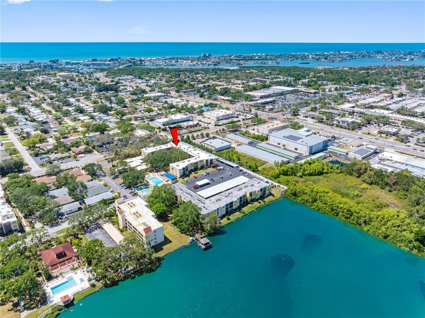 Experience everyday resort-style living at Waters Edge. This - Beach Condo for sale in Largo, Florida on Beachhouse.com