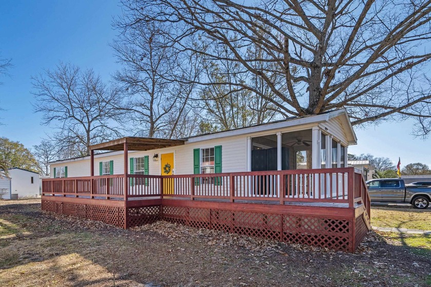 Charming 2-bedroom, 2-bath home located in the highly - Beach Home for sale in Murrells Inlet, South Carolina on Beachhouse.com