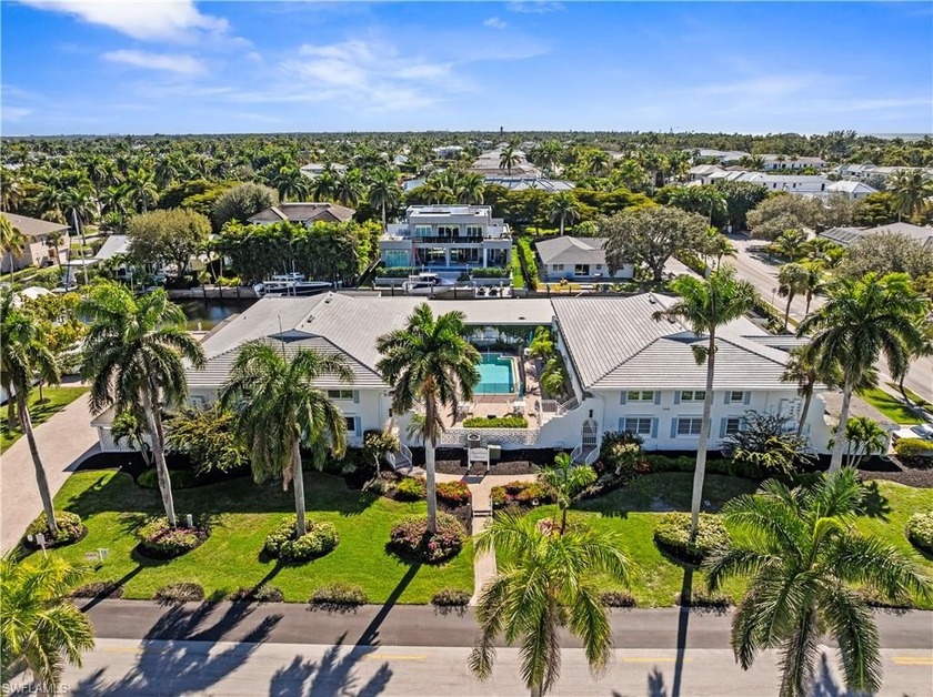 Welcome to 320 14TH AVE S #320B, a stunning waterfront residence - Beach Condo for sale in Naples, Florida on Beachhouse.com