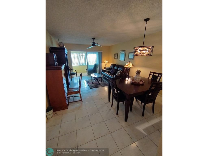 REDUCED PRICE!! Lovely and well-kept 1 bed/1.5 bath, 3rd floor - Beach Condo for sale in Margate, Florida on Beachhouse.com