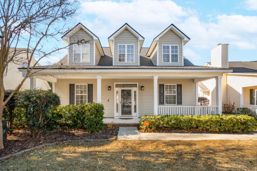 Welcome to this lovely renovated southern style home.  You will - Beach Home for sale in James Island, South Carolina on Beachhouse.com