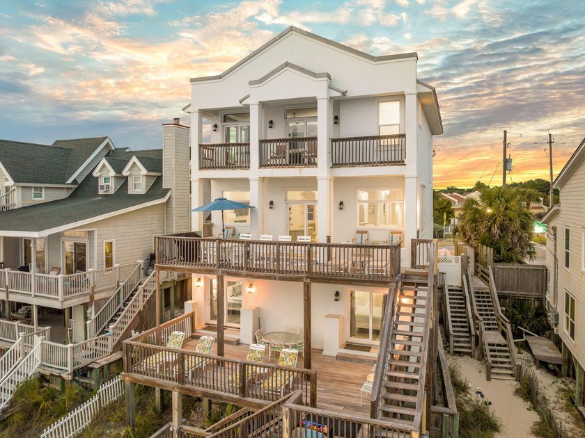 1641 Scenic Gulf Drive is a clean Gulf front position set - Beach Home for sale in Miramar Beach, Florida on Beachhouse.com