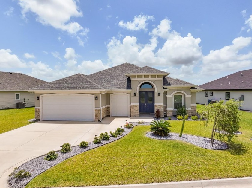 23 Arcos Gardens, a stunning lakefront gem with 3-bedrooms - Beach Home for sale in Laguna Vista, Texas on Beachhouse.com