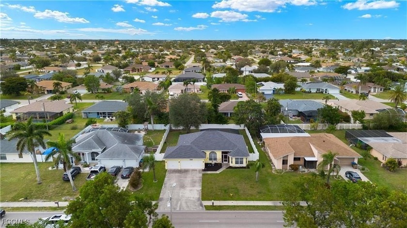 This stunning single-family home features 3 spacious bedrooms, 2 - Beach Home for sale in Cape Coral, Florida on Beachhouse.com