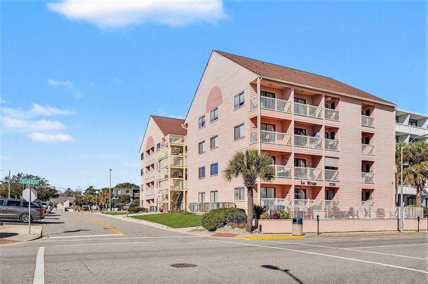 Charming 1-bedroom, 1.5-bathroom fully furnished condo in La - Beach Condo for sale in Myrtle Beach, South Carolina on Beachhouse.com