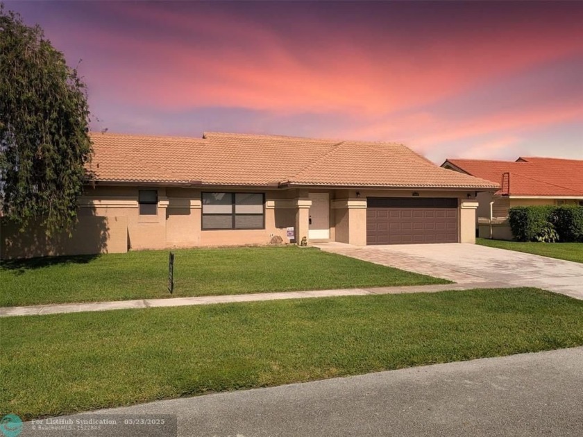 Looking for a new home that checks every box?  Then look no - Beach Home for sale in Boynton Beach, Florida on Beachhouse.com