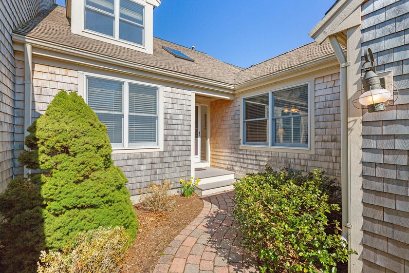 Welcome to Kings Way resort-style living. This spacious K-style - Beach Condo for sale in Yarmouth Port, Massachusetts on Beachhouse.com
