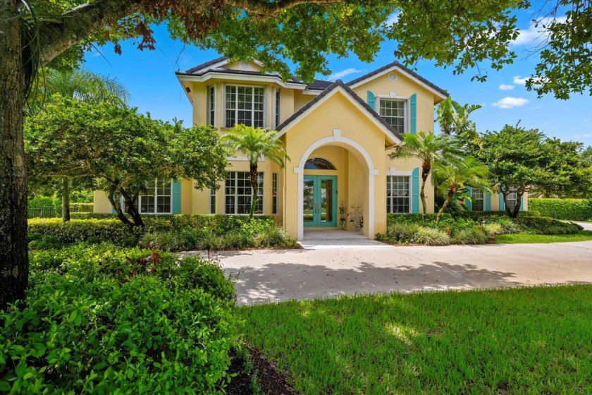 Welcome to your picturesque retreat in the sought-after fly-in - Beach Home for sale in Wellington, Florida on Beachhouse.com