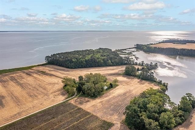 *CHERRY POINT FARM* - ONE OF A KIND!!! THE ONLY 100 + ACRE - Beach Lot for sale in Lottsburg, Virginia on Beachhouse.com