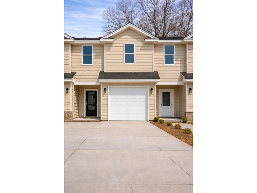 END UNIT***$5,000 Anyway money!*** Townhome in the heart of FORT - Beach Townhome/Townhouse for sale in Fort Walton Beach, Florida on Beachhouse.com