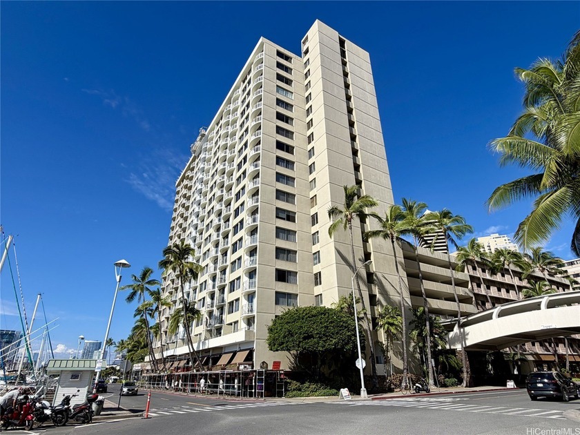 Own a sophisticated piece of paradise in Waikiki. This top-floor - Beach Condo for sale in Honolulu, Hawaii on Beachhouse.com