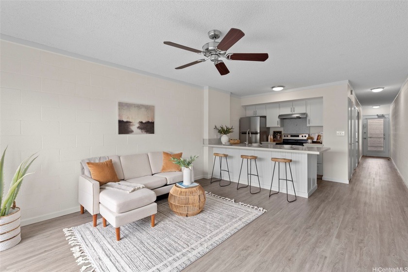 Welcome home to this well maintained, beautifully renovated unit - Beach Condo for sale in Honolulu, Hawaii on Beachhouse.com