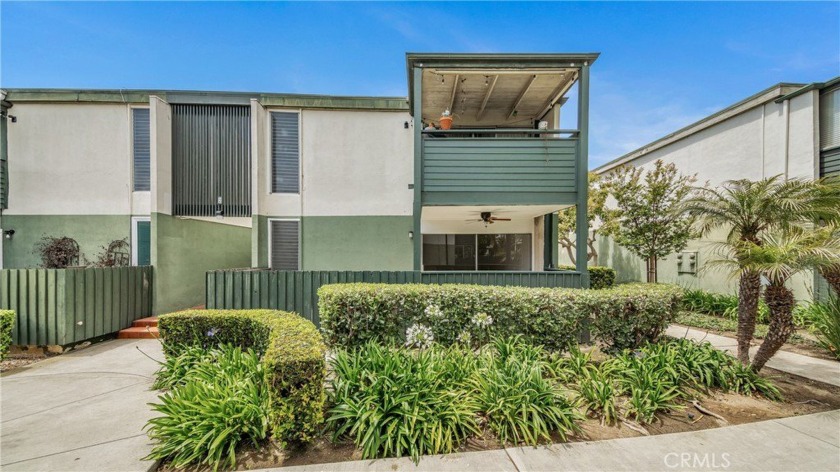 Step into this bright and spacious 2-bedroom, 2-bathroom - Beach Condo for sale in Ventura, California on Beachhouse.com