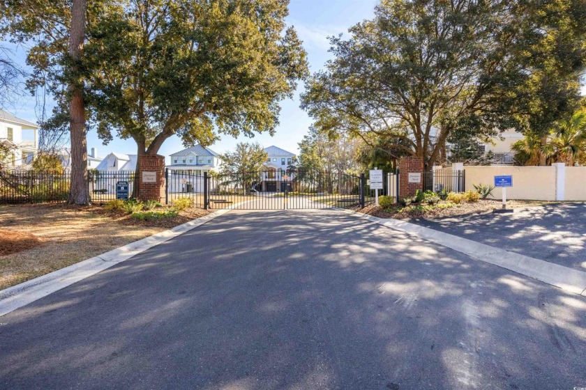 Quite possibly one of the most beautiful vacant lots left in - Beach Lot for sale in Pawleys Island, South Carolina on Beachhouse.com