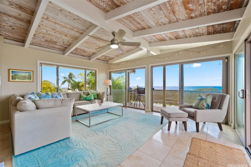 NEW LISTING!! Spectacular unobstructed and panoramic Diamond - Beach Home for sale in Honolulu, Hawaii on Beachhouse.com