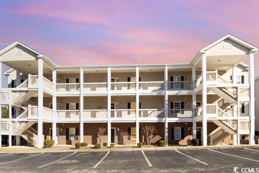 Welcome to your new vacation getaway! This top floor 2 bed 2 - Beach Condo for sale in North Myrtle Beach, South Carolina on Beachhouse.com