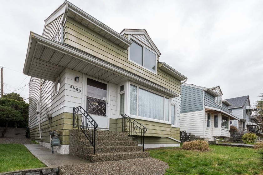 Exceptional Value. This meticulous four-bedroom house has been - Beach Home for sale in Vancouver,  on Beachhouse.com