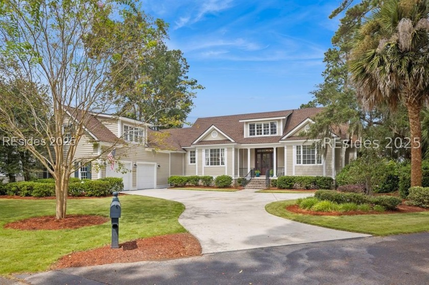 Enjoy spectacular sunset views over the 10th and 11th holes of - Beach Home for sale in Bluffton, South Carolina on Beachhouse.com