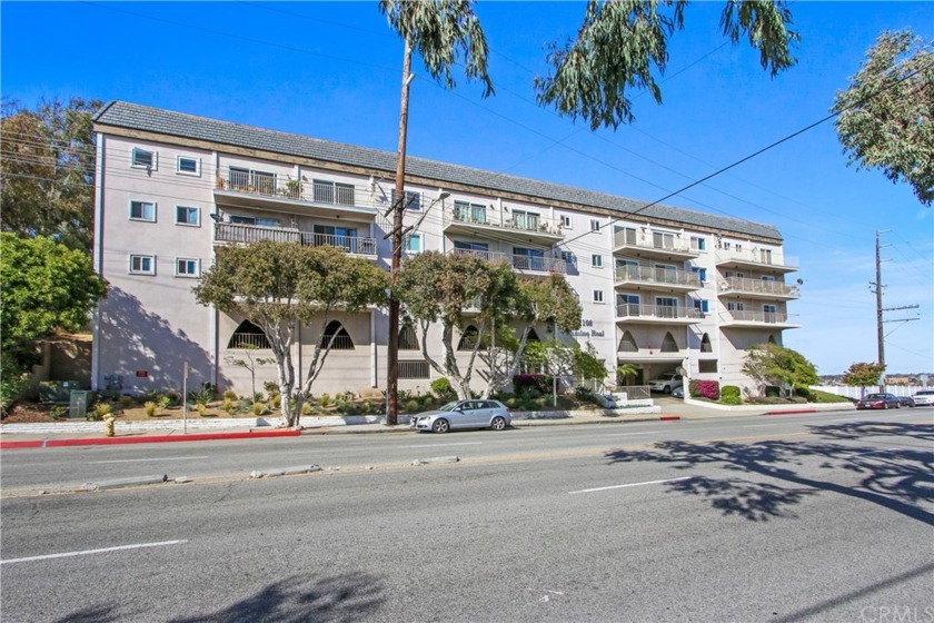 Immerse yourself in a life of comfort with this neatly presented - Beach Condo for sale in Redondo Beach, California on Beachhouse.com
