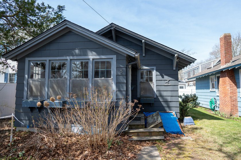8 Essex Place presents a rare opportunity to create your dream - Beach Home for sale in Harwich Port, Massachusetts on Beachhouse.com