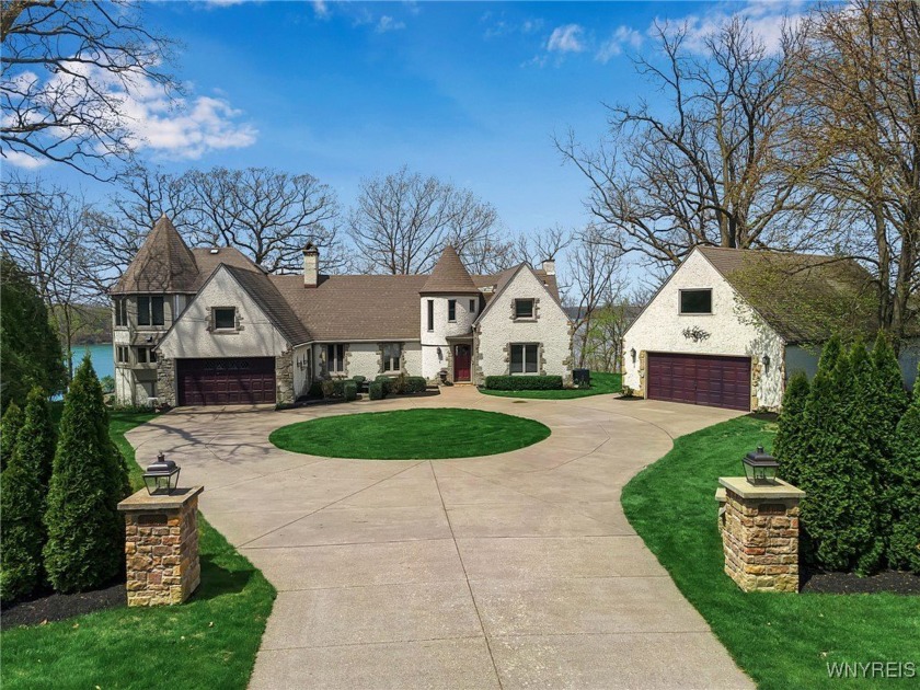 Welcome to *The Castle* - YOUR WATERFRONT DREAM. This - Beach Home for sale in Lewiston, New York on Beachhouse.com