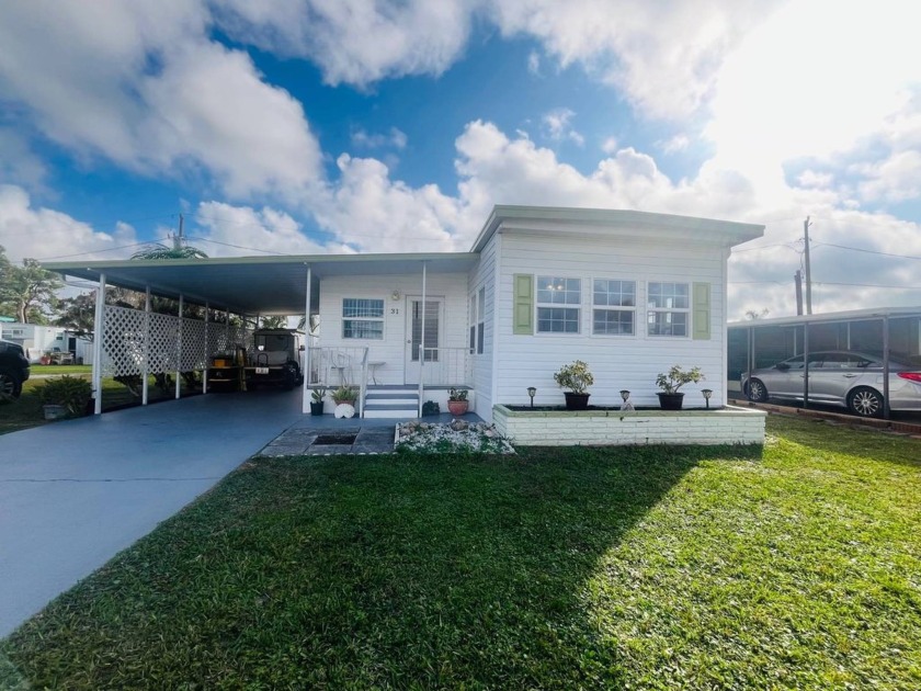 You won't find another one like this at this price! This - Beach Home for sale in Palmetto, Florida on Beachhouse.com