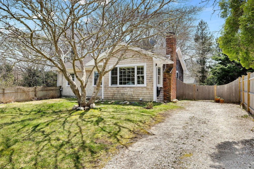 This lovely ranch sits up on a raised lot in a sought-after - Beach Home for sale in Chatham, Massachusetts on Beachhouse.com