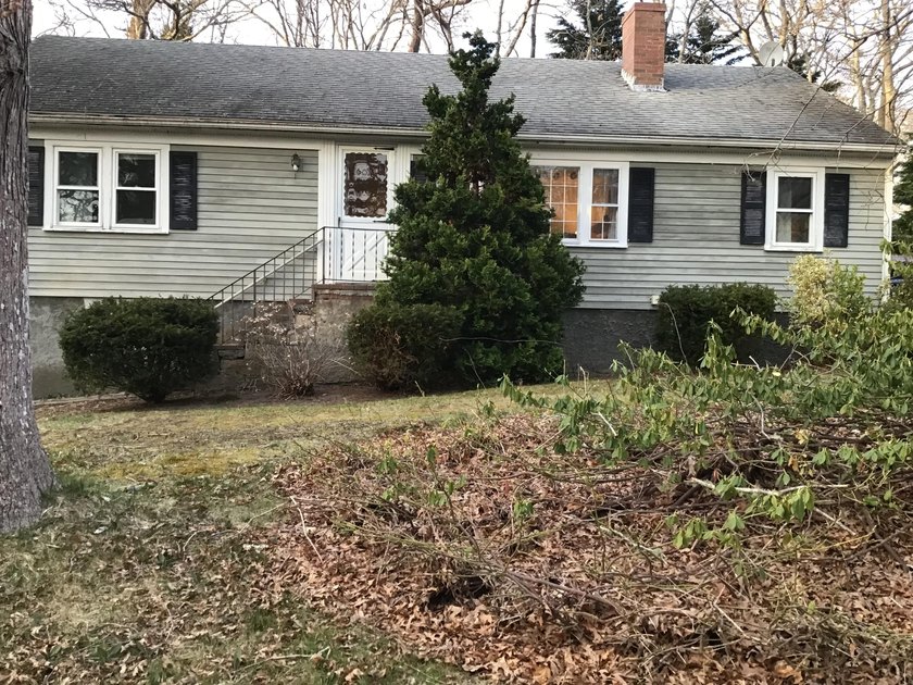 Move in and make this home your own! This three bedoom, 1 bath - Beach Home for sale in Yarmouth Port, Massachusetts on Beachhouse.com