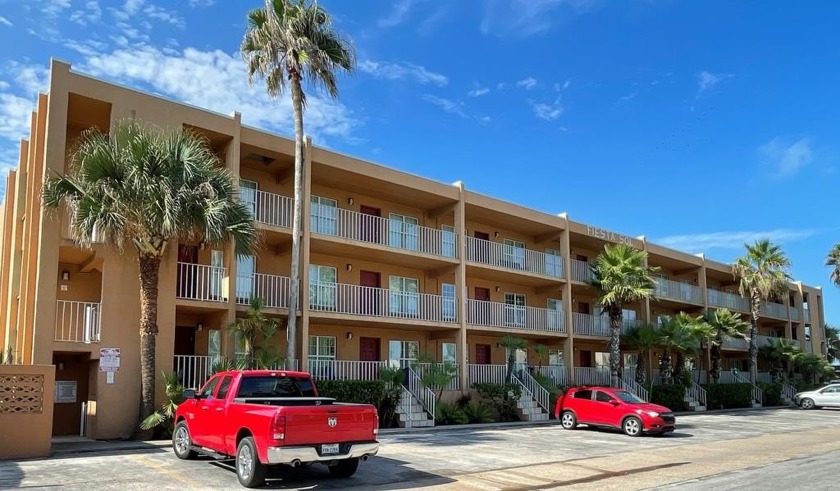 Priced to sell! 2 bedroom AND 2 bathrooms - good sized condo is - Beach Condo for sale in South Padre Island, Texas on Beachhouse.com