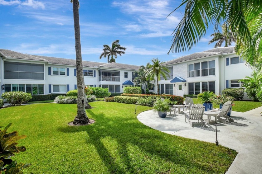 THIS LOCATION OFFERS EVERYTHING YOU NEED FOR A QUINTESSENTIAL - Beach Condo for sale in Delray Beach, Florida on Beachhouse.com