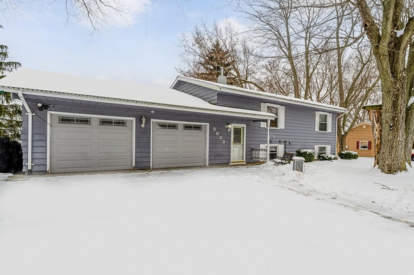 Please submit highest and best offer by Thursday 1/16 @ 10:00AM.
 - Beach Home for sale in Coloma, Michigan on Beachhouse.com